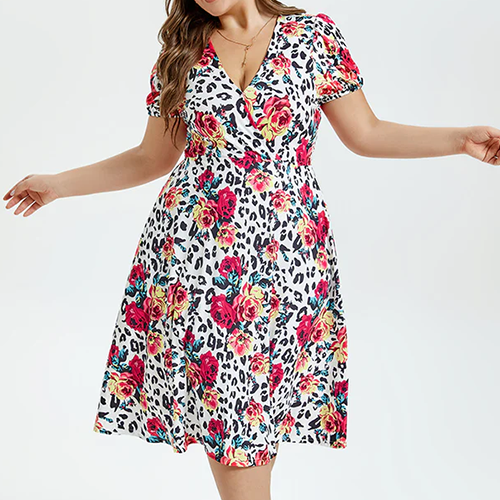 Morefeel Maxi Floral Dress in size 4XL